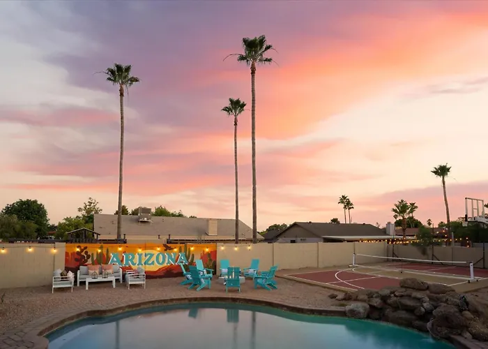 Pickleball & Mini Golf Karaoke Game Holiday home