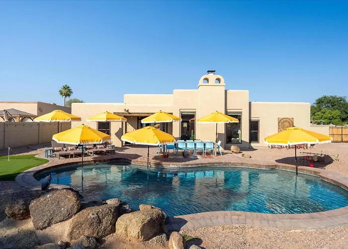 Pickleball & Mini Golf Karaoke Game Holiday home *