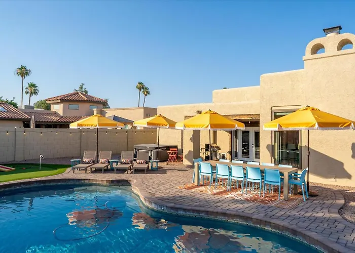 Pickleball & Mini Golf Karaoke Game Holiday home *