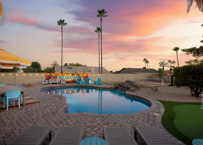 Pickleball & Mini Golf Karaoke Game Holiday home