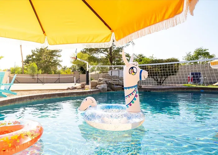 Pickleball & Mini Golf Karaoke Game Holiday home *