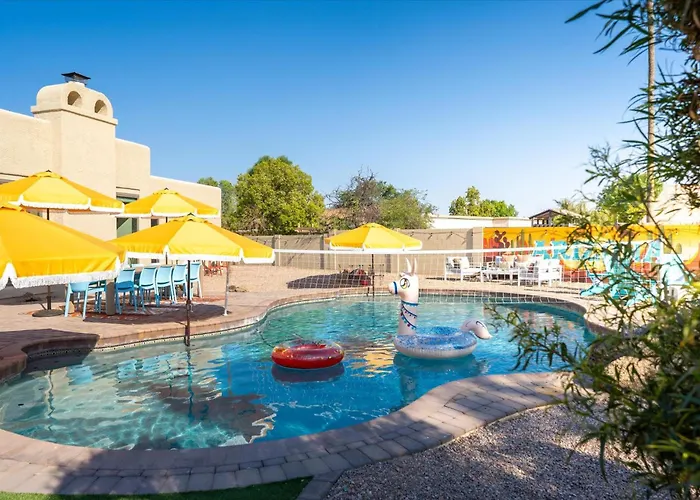 Holiday home Pickleball & Mini Golf Karaoke Game *